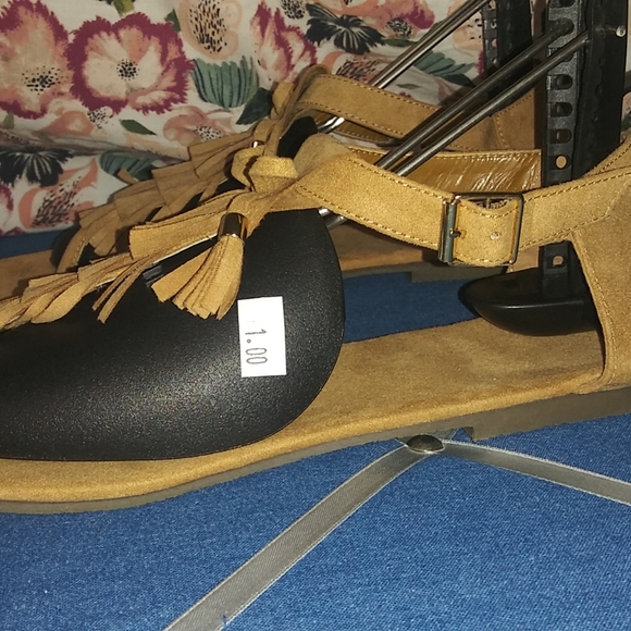 SOLD OUT!!! - Picture 8 of 9